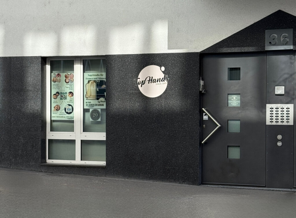 Eingang TopHands